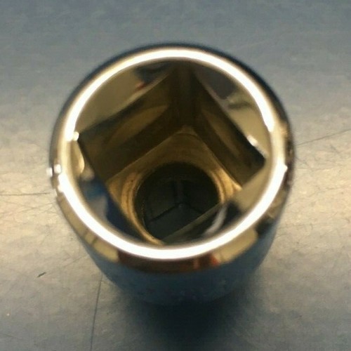 LOT OF 50 STANLEY-PROTO TOOLS SOCKETS 3/8DR 7MM 6PT - Picture 2 of 3