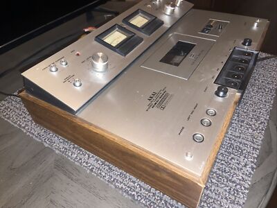 Vintage AKAI GXC -310D Stationary tape recorder Made in Japan