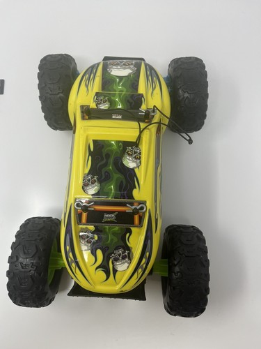 Maisto Rock Crawler Extreme 4 Wheel Drive RC 27 MHz -FOR PARTS- WITH REMOTE - Picture 5 of 6