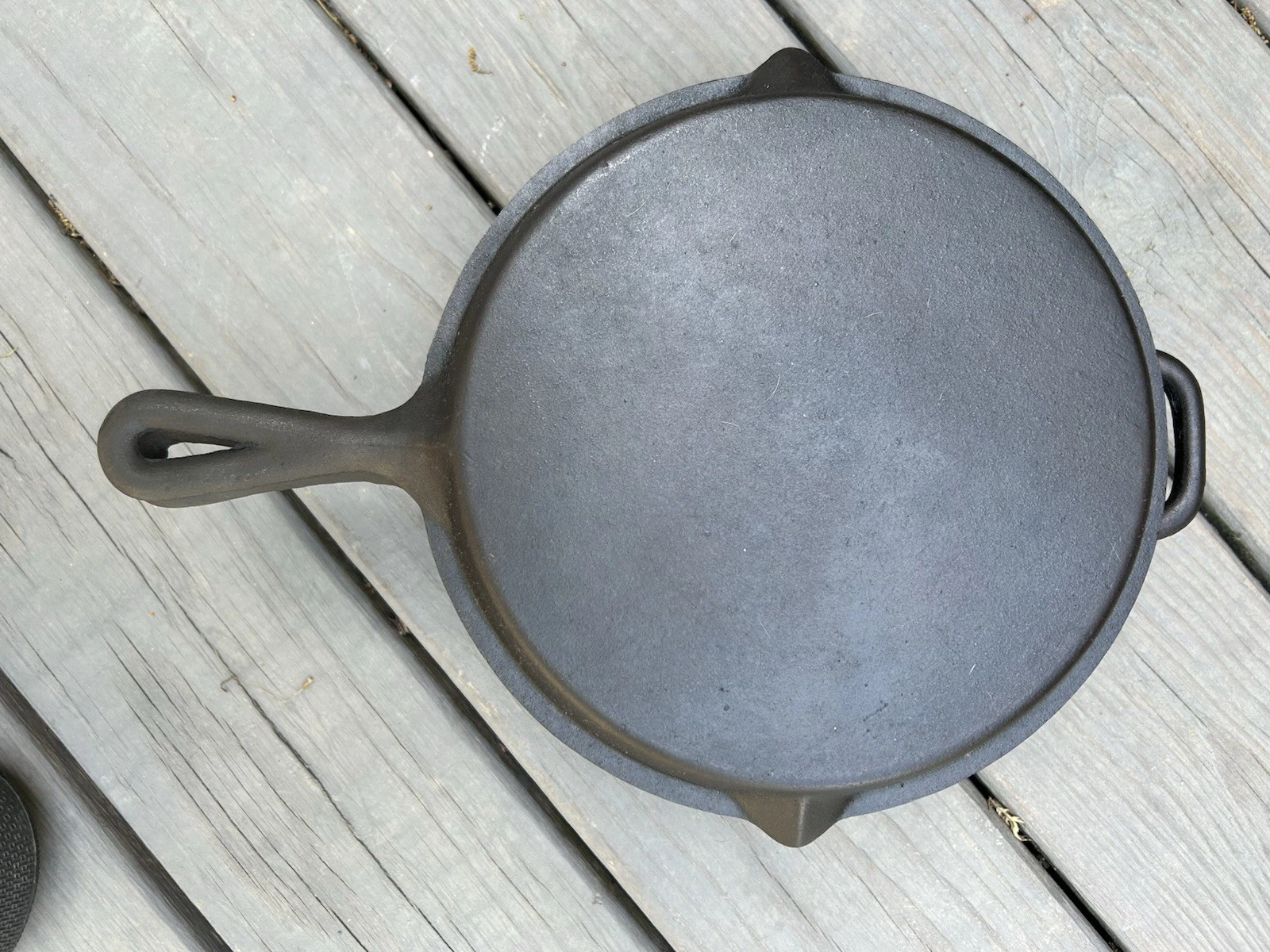 Vintage Notch And Tab Cast Iron 2 Pc Combo Cooker