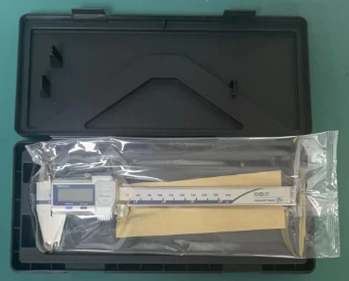 Mitutoyo 500-762-20 Caliper, Digimatic, 0-6", IP67 Coolant Proof, 0005" 0/01 mm