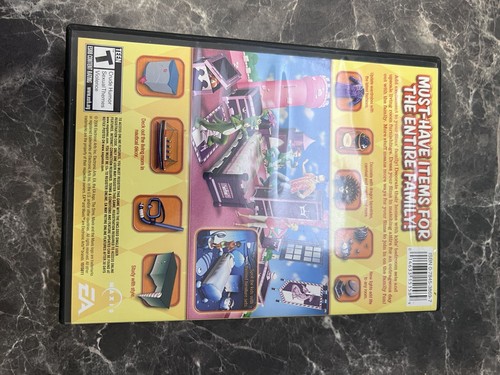 Sims 2 PC Lot: Glamour Life Stuff, Double Deluxe, Family Fun Stuff - Picture 9 of 10