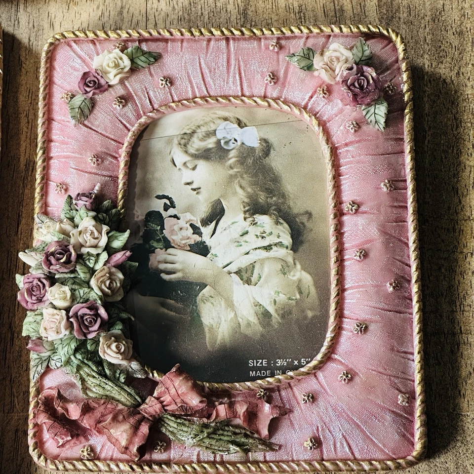 Vintage Rare Ceramic Picture Frames - Pink/Gold, Roses/Ribbons 1960's- lot of 4 - Image 3 of 4