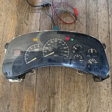 Speedometer Instrument Cluster Parts Or Repair Chevrolet 00-02 15758075 Oem Speedometer Instrument Cluster Parts Or Repair Chevrolet 00-02 15758075 Oem