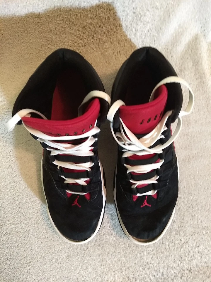 NIKE HOMBRE MAX AURA 'BRED' NEGRO/ROJO/BLANCO (AQ9084-061), Talla: 11.5 #JJ31+14 Foto 4 de 4