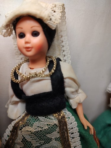 Vintage Dolls of the World - verschiedene MFG & Franchises - Bild 4 von 11