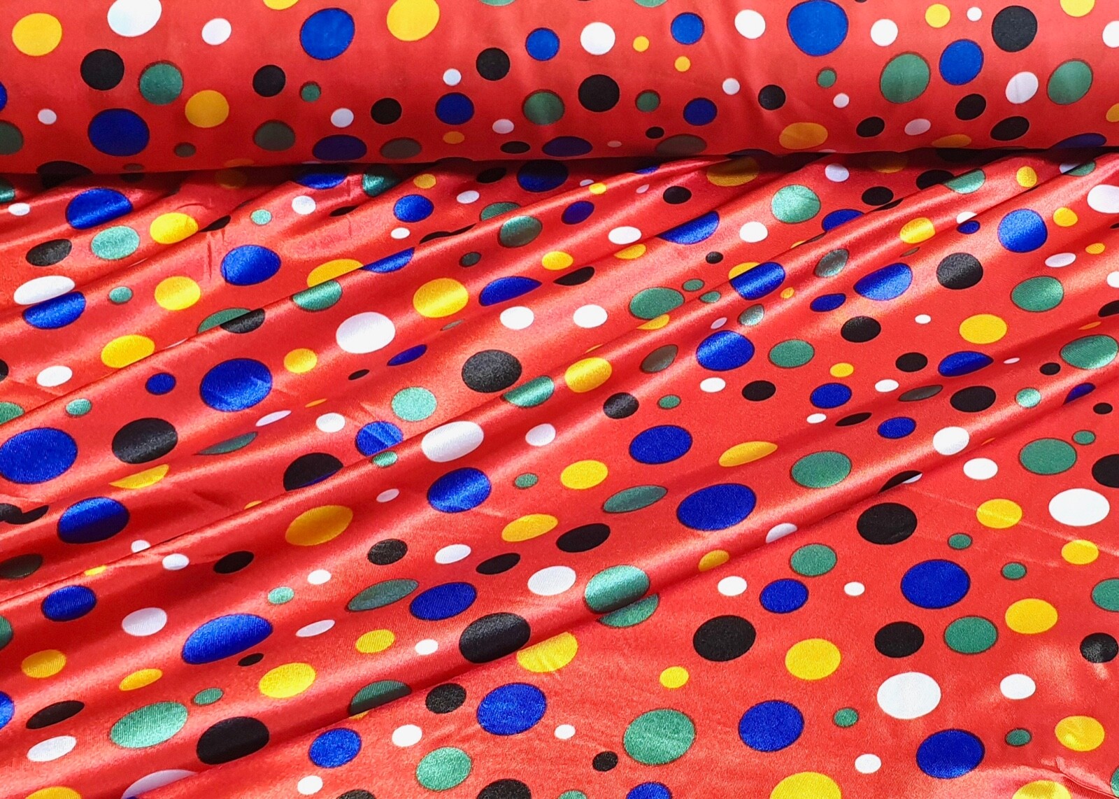 Ropa De Payaso Para Carnaval Con Estampado De Satén Rojo Con Puntos