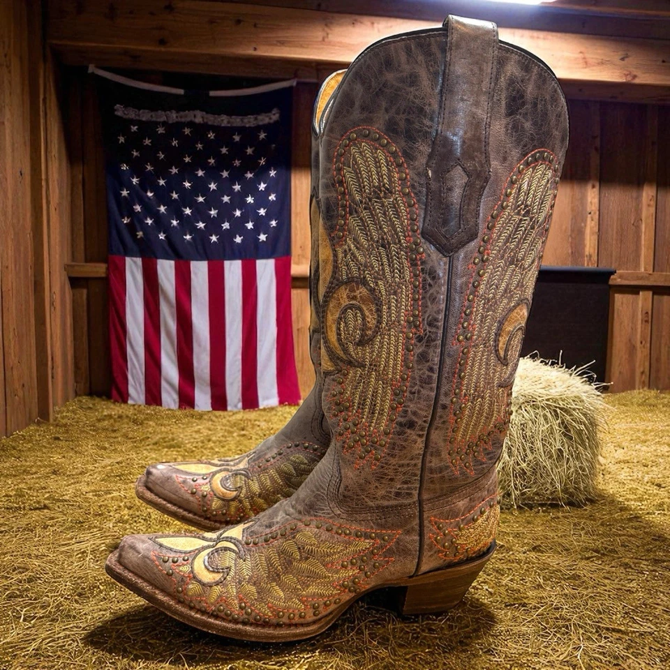 Bota Vaquera Western Corral Marrón Ala Cruz Tachonada Bordada 6.5 $239 Foto 3 de 4