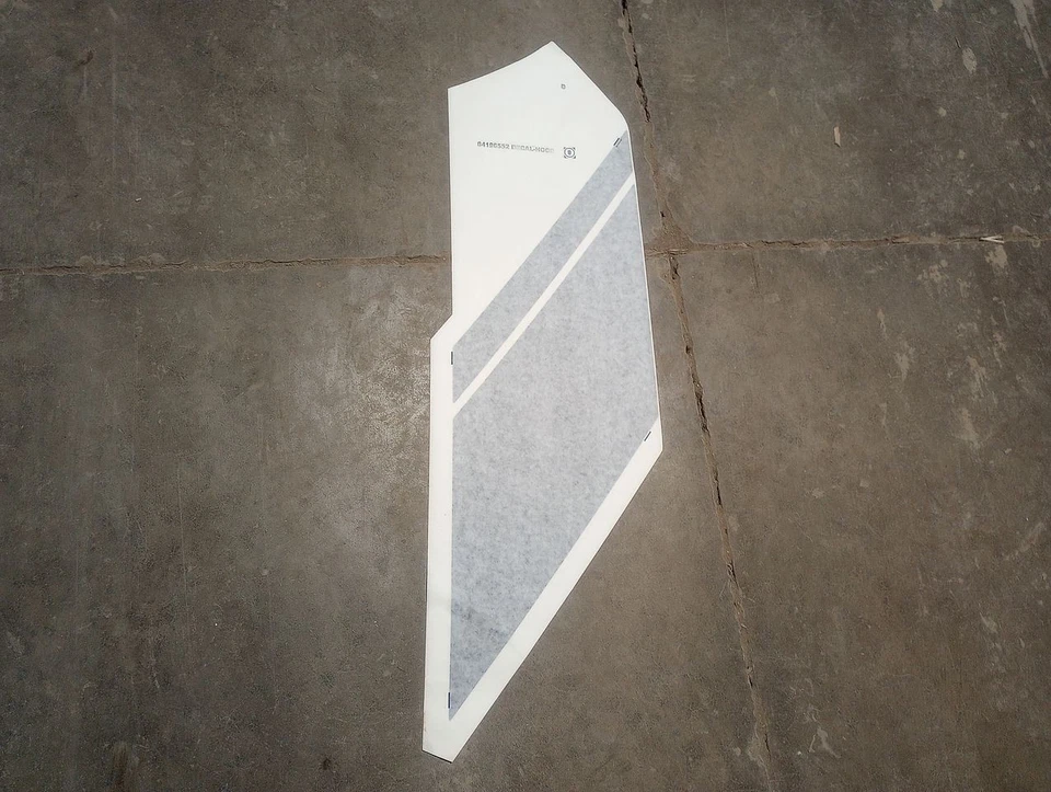 23 calcomanías Chevrolet Camaro cupé capó negro 84196552 1SS 1LE OE 2996079 Foto 2 de 3