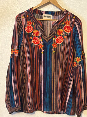 Savanna Jane Women s Multicolor Striped V-Neck Long Sleeve Embroidered Blouse L