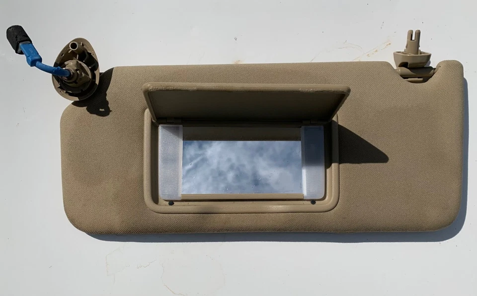 Parasol lado del conductor Honda Accord 2008-2012 LH bronceado iluminado parasol sahde OEM Foto 2 de 3