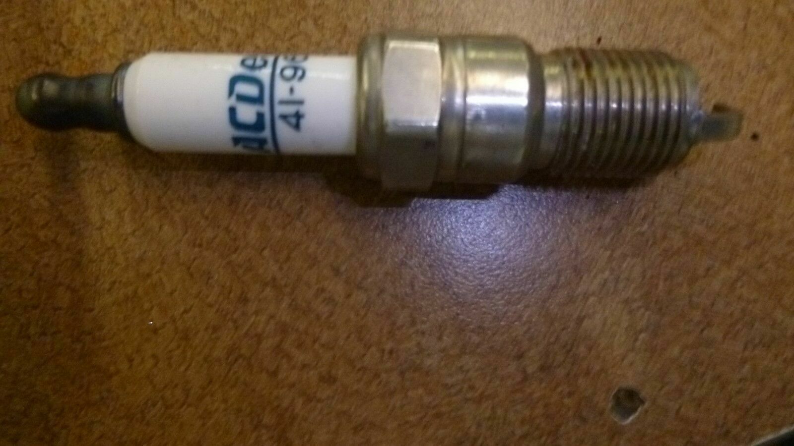 19158040 - SPARK PLU - General Motors