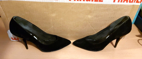 Ladies black suade stiletto heel shoes size 6. - Picture 4 of 7
