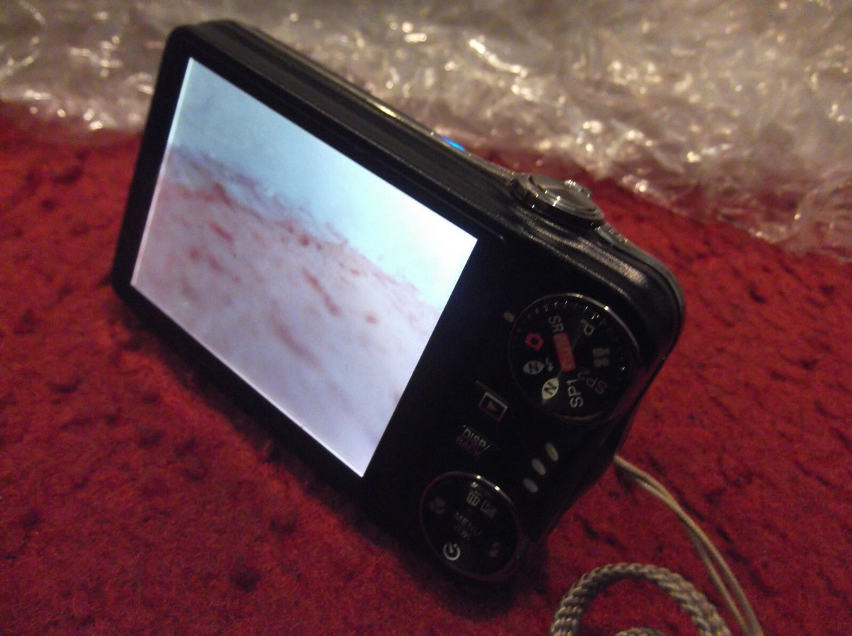 Fujifilm FINEPIX T-310 T-Series 14.0MP 10x Digital Camera - Black 
