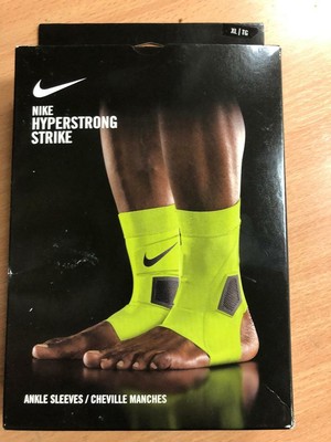 nike hyperstrong strike
