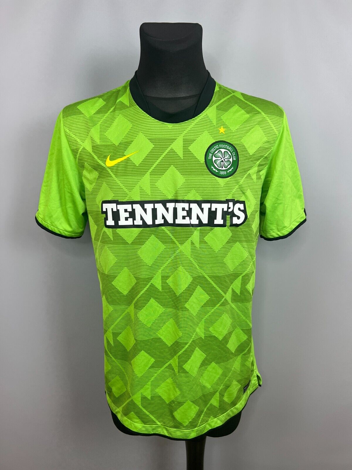 Celtic FC 2021/22 Away Kit Football Jersey, Men's Fashion
