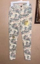 Levi  s Girls 720 High Rise Super Skinny Camouflage Army Sequence Pants