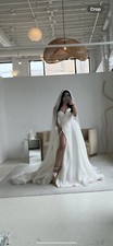 Organza Fabric A-line Wedding Gown BRAND NEW 