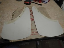 Studebaker Ac-3137 Front Fender Gravel Deflectors 1950-66 Cars Nos White Studebaker Ac-3137 Front Fender Gravel Deflectors 1950-66 Cars Nos White