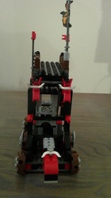 LEGO Castle: Bull's Attack (6096) 100% Complete w Minifigures & Instructions