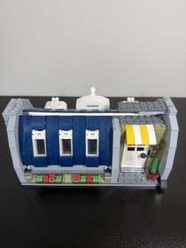 LEGO 10243 Parisian Restaurant Incomplete Missing Pieces No Minifigures