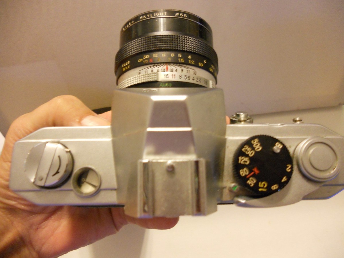 Vintage PETRI VI SLR Camera Bundle w Petri 55mm f2 28mm f/3.5