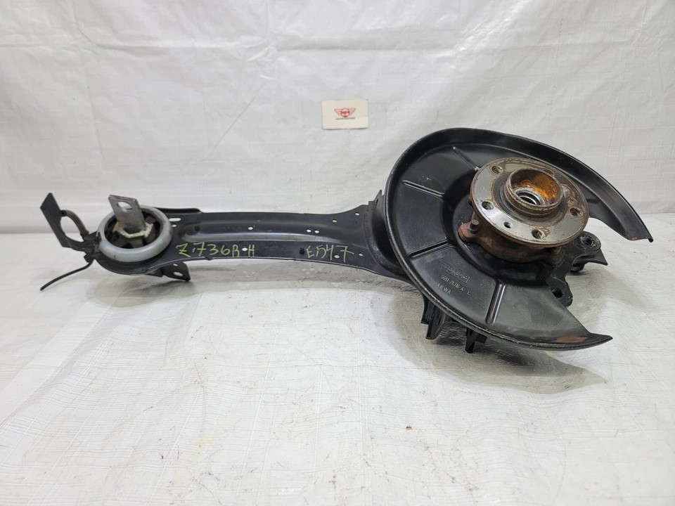 2008-2016 Volvo XC70 Rear Right Passenger Spindle Knuckle Hub AWD OEM 31476213 Foto 2 de 4