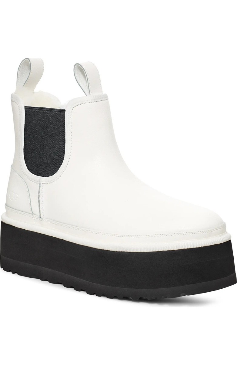 【良品】UGG☆Neumel Platform Chelsea ブーツ 24 白 ZOZO限定】 UGG(R) / W NEUMEL PLATFORM CHELSEA / ニューメル