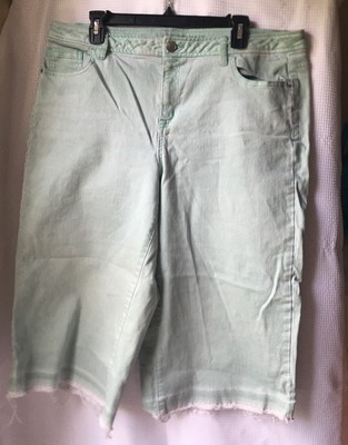 plus size wide leg jean capris