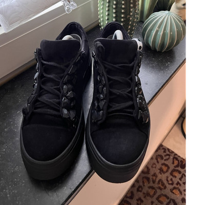 Kennel & Schmenger Sneaker Low Top Wildleder schwarz Ziersteine 38,5