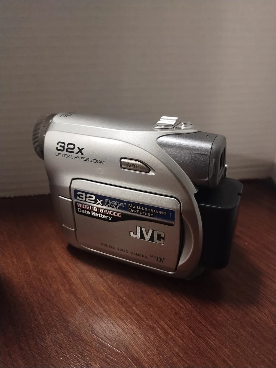 Preços baixos em Definição Padrão DVCAM Filmadoras | eBay