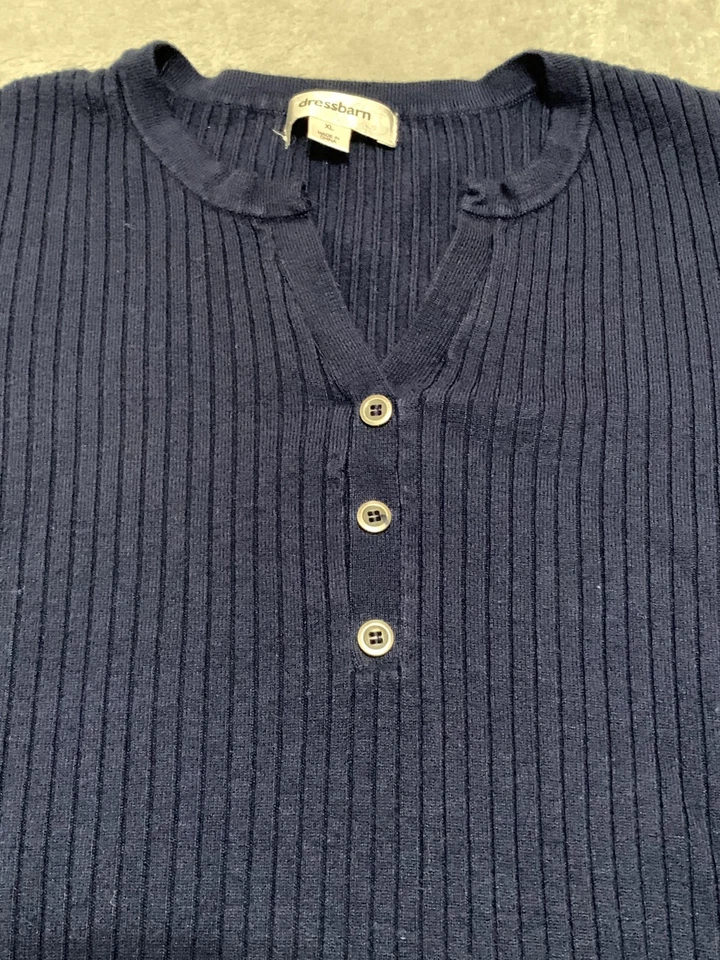 Camisa Dressbarn feminina XL azul marinho gola V manga 3/4 sustentável férias top - Imagem 3 de 4