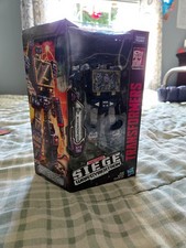 Hasbro Transformers Voyager Class WFC-S25 Soundwave Siege War for Cybertron 2019