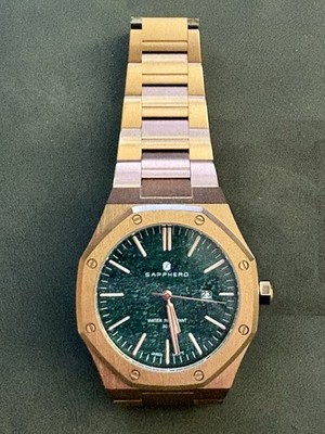 Sapphero Men's Gold Stainless Steel Analog Wristwatch Green Dial Date 50m