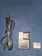 Olympus LI-40C Charger and LI-42B Battery