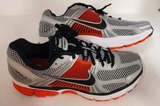 NEW Nike Air Zoom Vomero 5 Men's Sneakers Silver/Black/Red FJ4151-005 Size 10