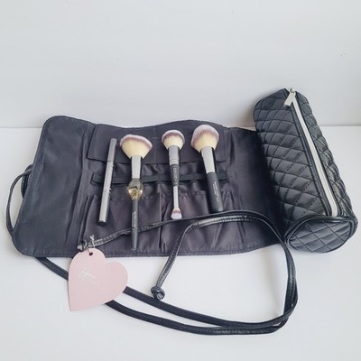it Cosmetics 4-pc Heavenly Luxe Brush Set & Makeup Bag (#2, 4, 7, 8)
