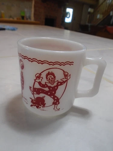 Vintage Hazel Atlas Circus Clowns, Donkey Children's Cup 1950's Milk Glass Mug