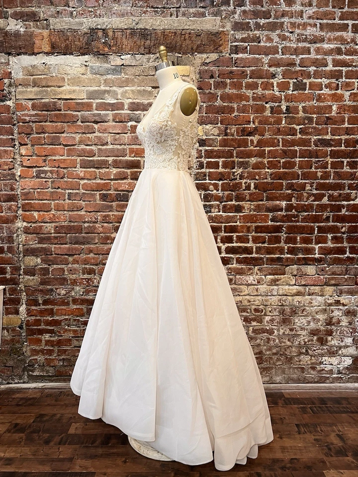 Blue By Enzoani Krystal Ballgown Wedding Dress Size 4 - Image 2 of 4