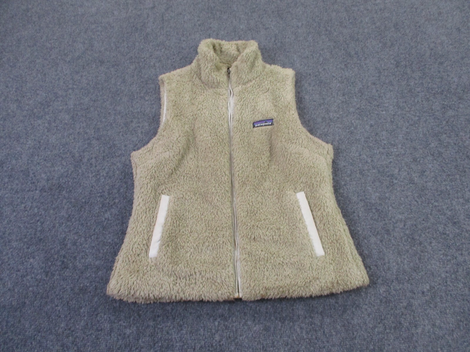 Patagonia Vest Jacket Womens M Beige Fuzzy Fleece Los Gatos Outdoors Logo Casual