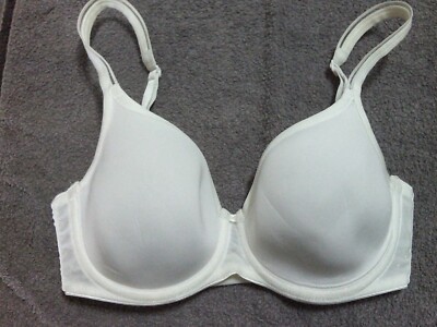TRIUMPH underwired padded bra uk 34D usa 34D euro 75D france 90D