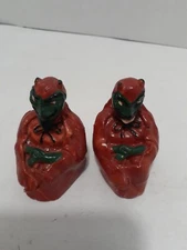 Vtg MCM Chalkware Red Devil Figural Salt & Pepper Shakers set