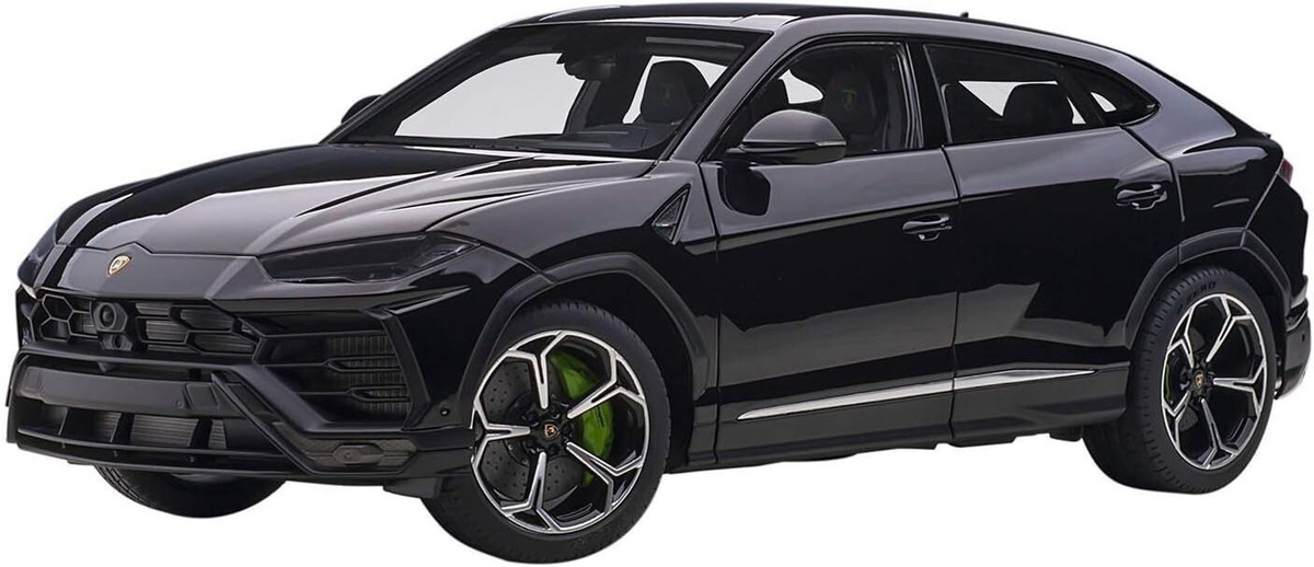 Finished product AUTOart 1/18 Lamborghini Urus Black from JP