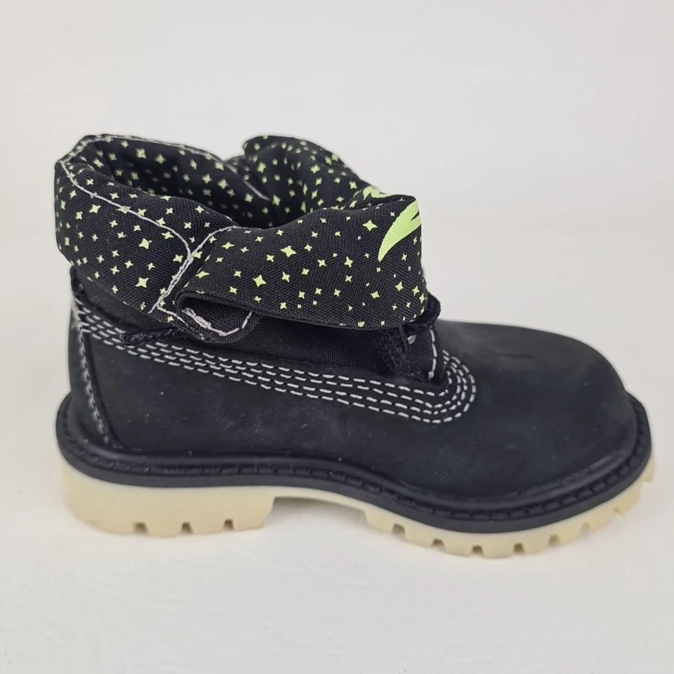 🚨 Timberland Roll Top NIÑO PEQUEÑO Botas Brillantes 2378 Impermeables Cuero Negro Talla 8 Foto 3 de 4