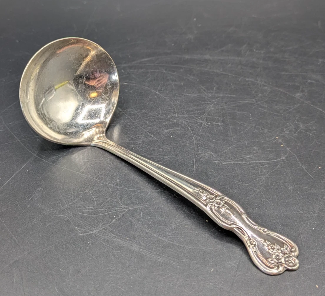 Vtg WM Rogers Gravy Ladle Magnolia Extra Plate Silverplate Original Rogers 6"