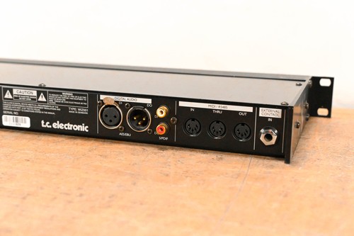 TC Electronic M2000 Studio Effects Processor CG01N8C - Picture 7 of 10