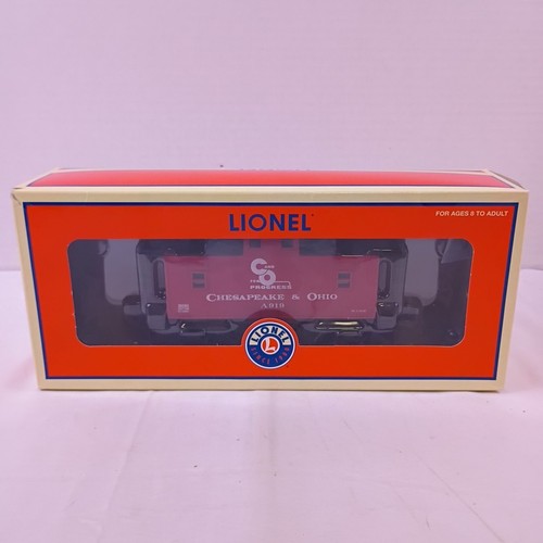 Interior iluminado de metal fundido a presión Lionel Chesapeake y Ohio Caboose 6-27629 nuevo en caja | Zustand: New