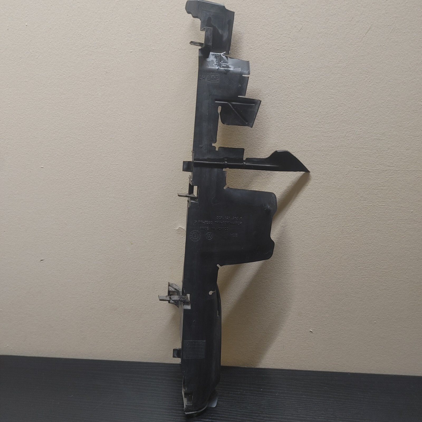 Picture 1 of 9
