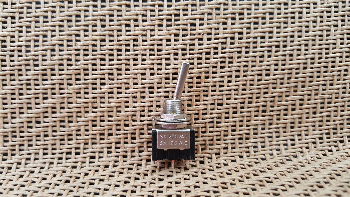 Interruttore Metallo Nero Interruttori A Levetta SPST 6 Pezzi - 12V-220V Per Auto, Camion E Barche Mini Interruttore On Off - Foto 13