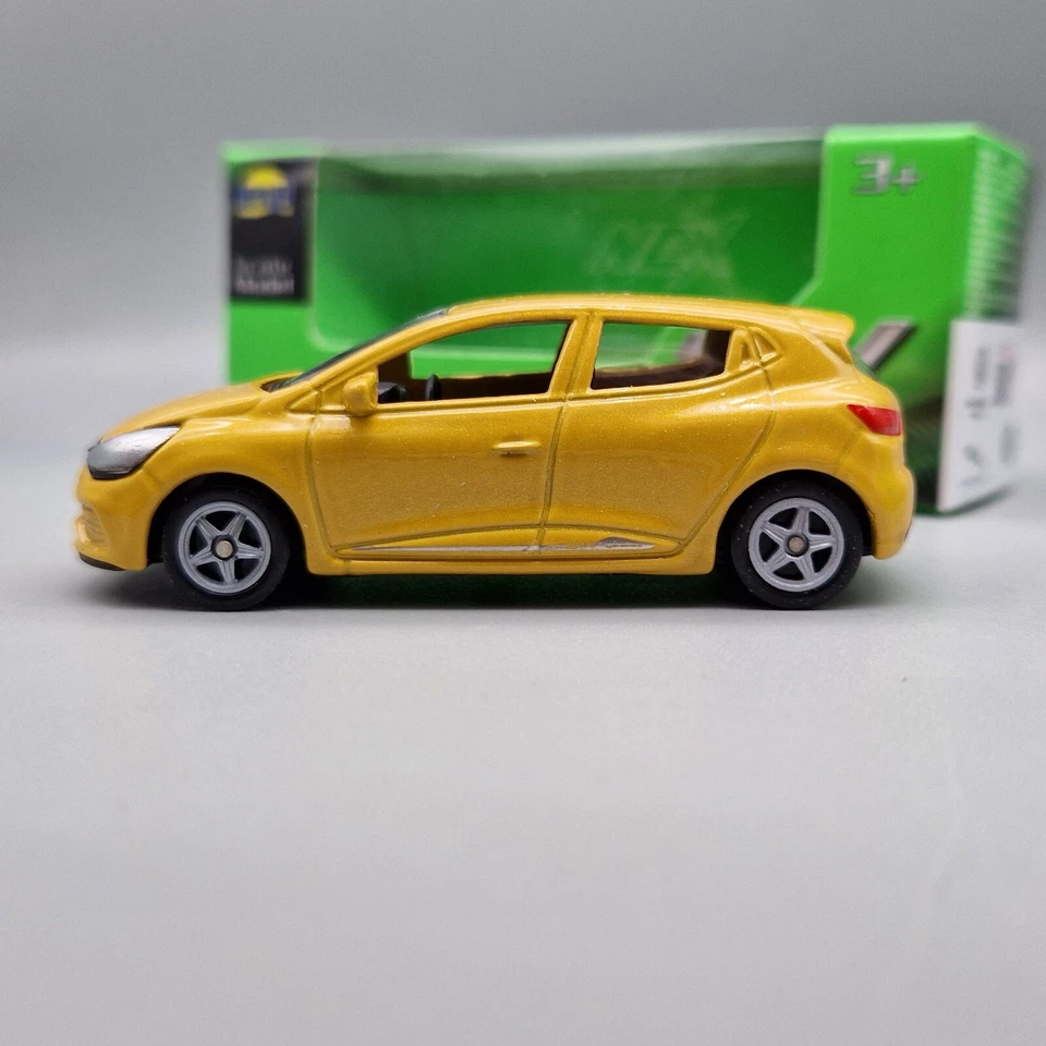 Renault Clio RS Diecast Model Car 1/60 - New In Box by Welly - Image 3 of 4